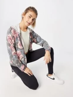 Marika Pulls Et Sweats Veste De Survêtement AGNES Femme Gris Chiné -Marika Soldes Boutique 059598e589268f022ff61ba835086b28