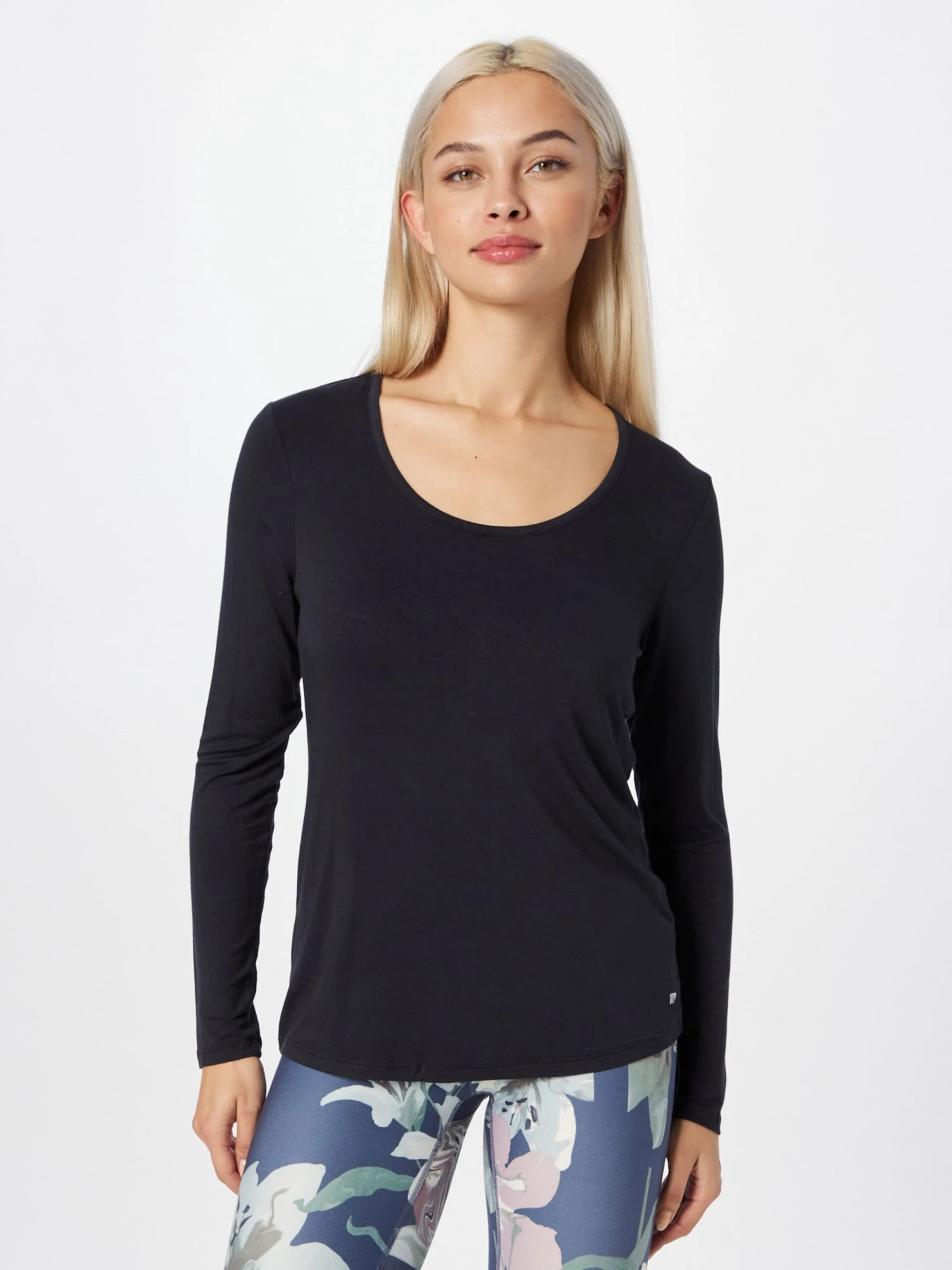Marika Hauts à Manches Longues T-shirt Fonctionnel ANDREA Femme Noir 3 Marika Hauts à Manches Longues T-shirt Fonctionnel ANDREA Femme Noir – Image 3