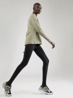 Marika Hauts à Manches Longues T-shirt Fonctionnel SUSAN Femme Vert Clair -Marika Soldes Boutique 5a7b1e3b78fefa1df63a7224ff5a653d