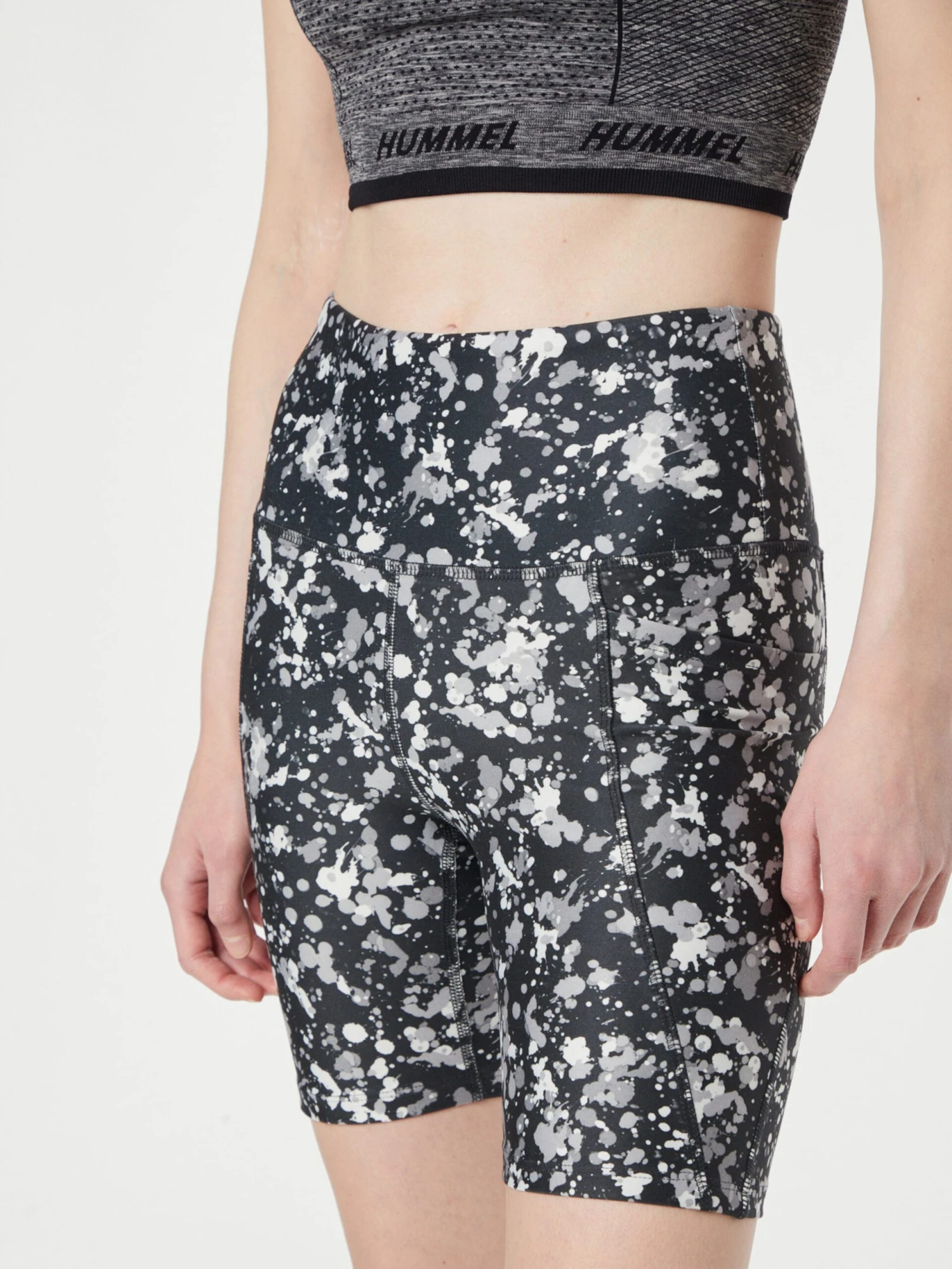 Marika Shorts Skinny Pantalon De Sport LUNA Femme Noir 2 Marika Shorts Skinny Pantalon De Sport LUNA Femme Noir – Image 2