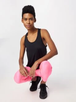 Marika Maillots Haut De Sport RENATA Femme Noir -Marika Soldes Boutique f2b593964feef1770ca138d70f083cab