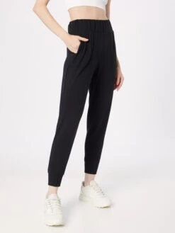 Marika Pantalons Effilé Pantalon De Sport PALMER Femme Noir -Marika Soldes Boutique ffc9e1e3cd15fa0fe5f2cf038631b235